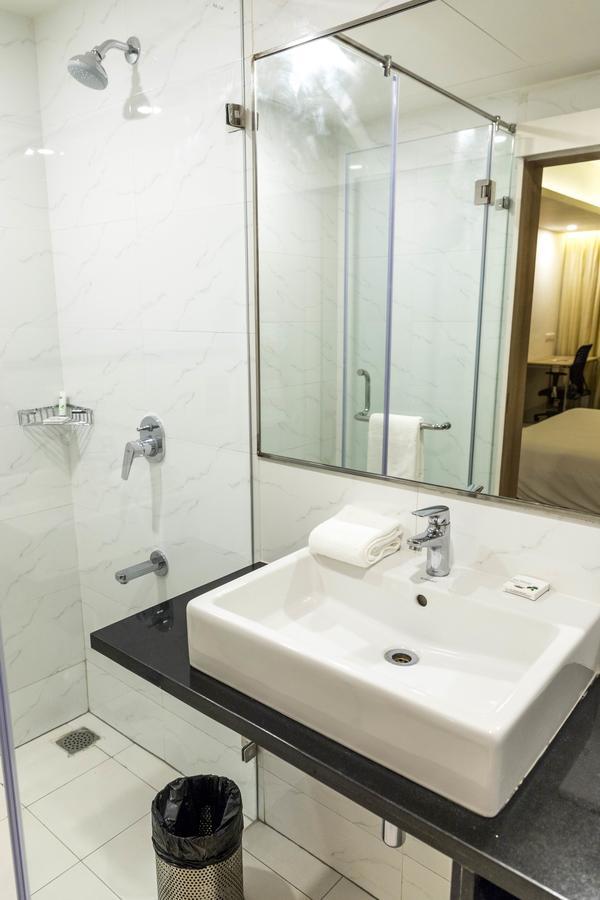Hotel Citycentral Виджаявада Экстерьер фото